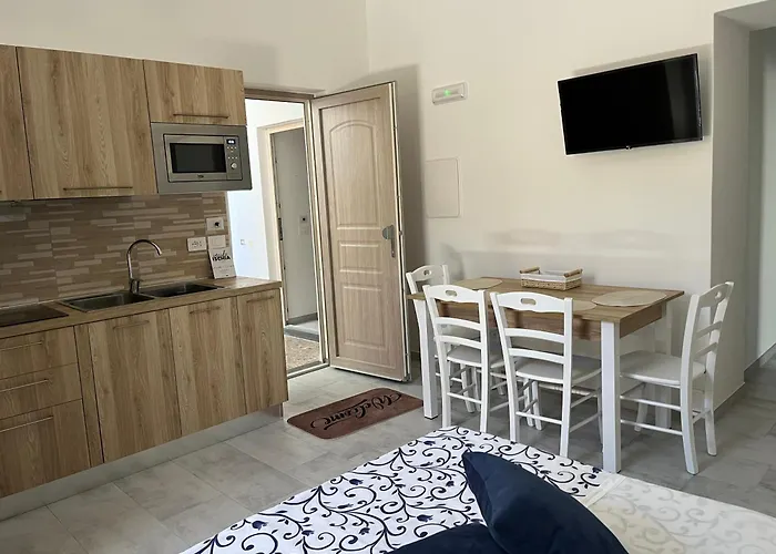 Danys Appartamento Ischia